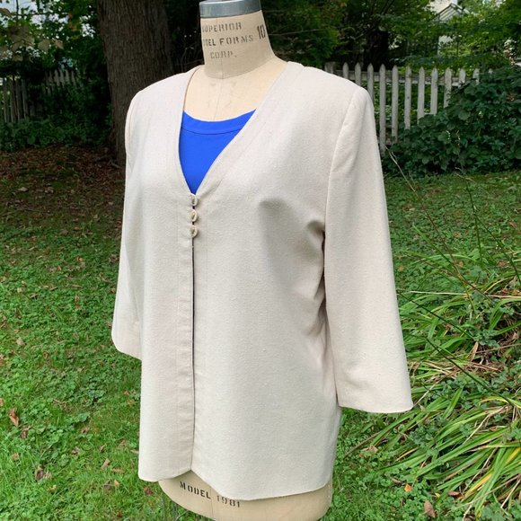 Angela Mark Cream Raw Silk Jacket & Matching Pants - Picture 4 of 16